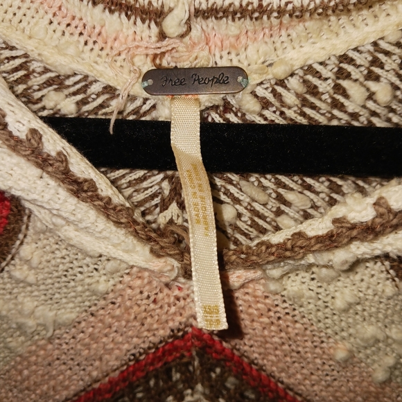 Free People Boho Hooded Slouchy Crocheted Pancho - Picture 6 of 7